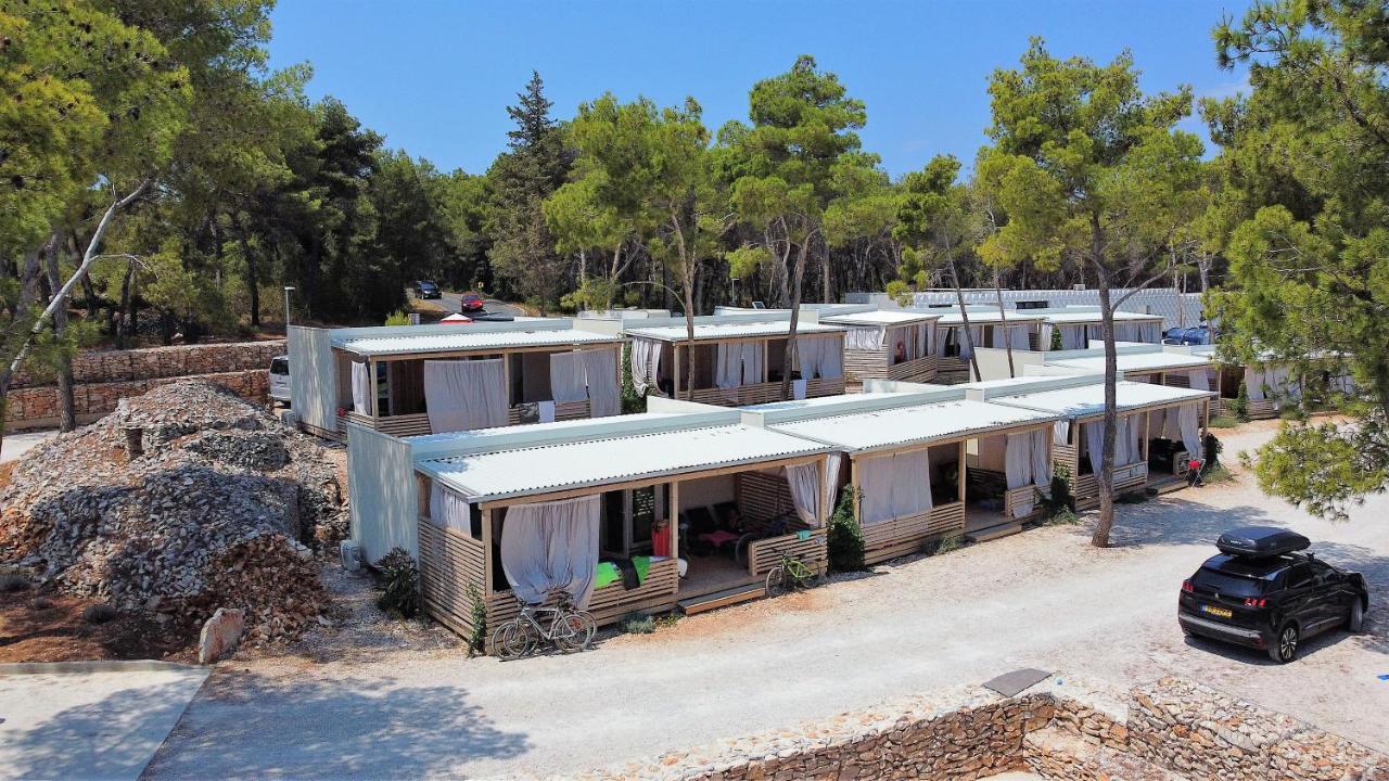 Boutique Camping Bunja Supetar Exterior foto