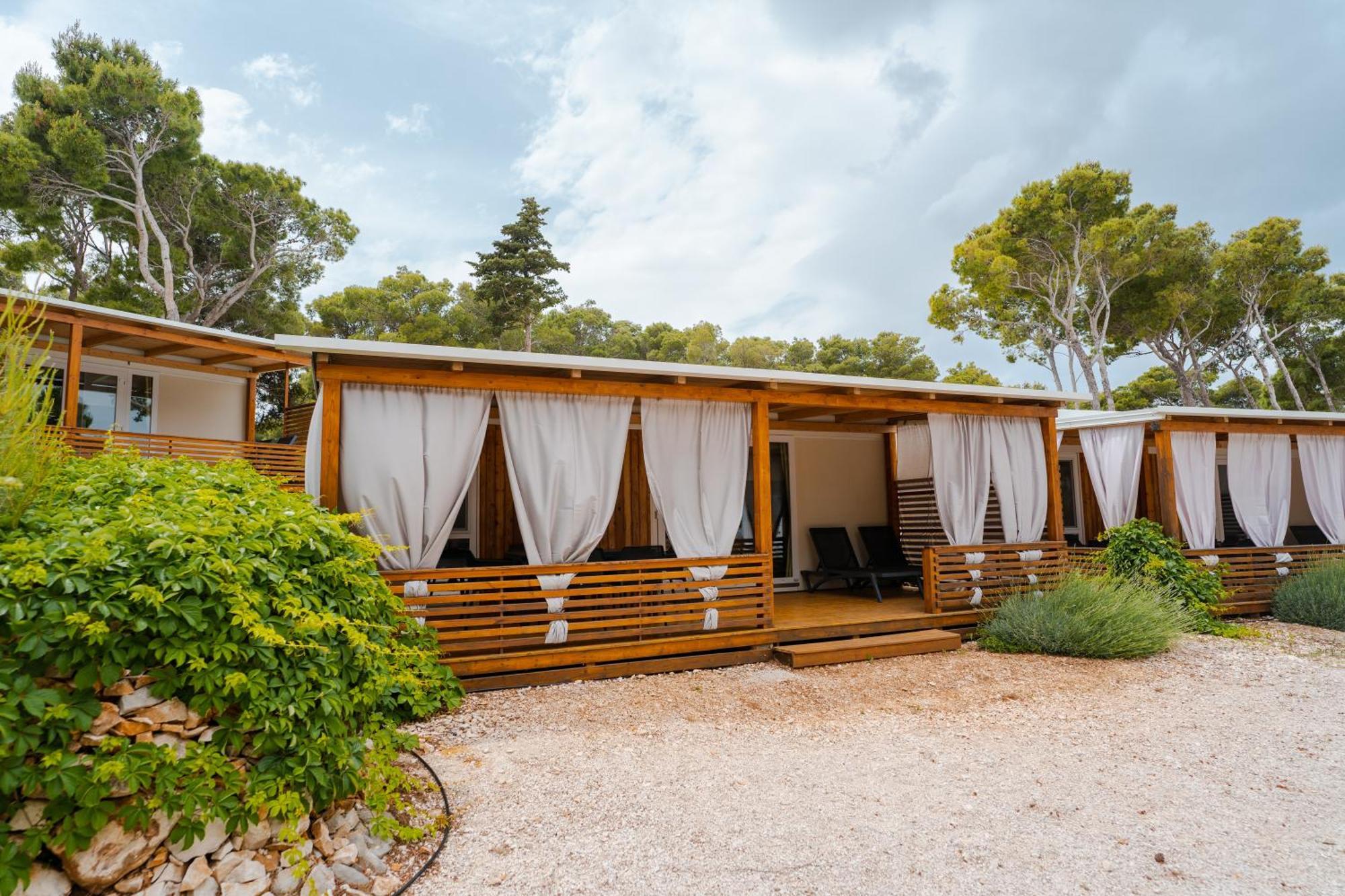 Boutique Camping Bunja Supetar Exterior foto
